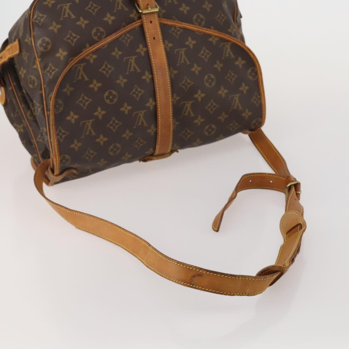 LOUIS VUITTON Monogram Saumur 35 Shoulder Bag M42254 LV Auth 203105