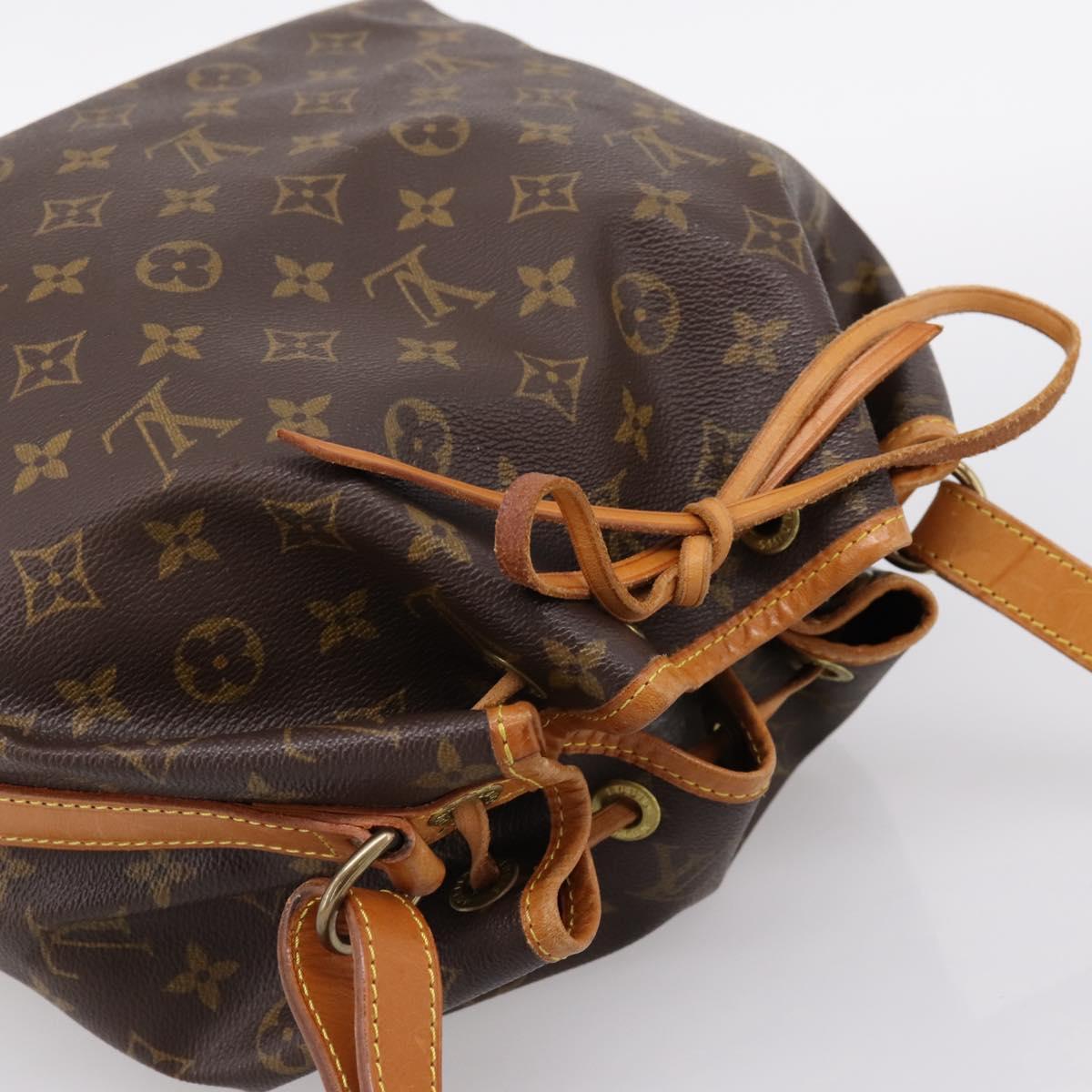 LOUIS VUITTON Monogram Petit Noe Shoulder Bag M42226 LV Auth 203191V