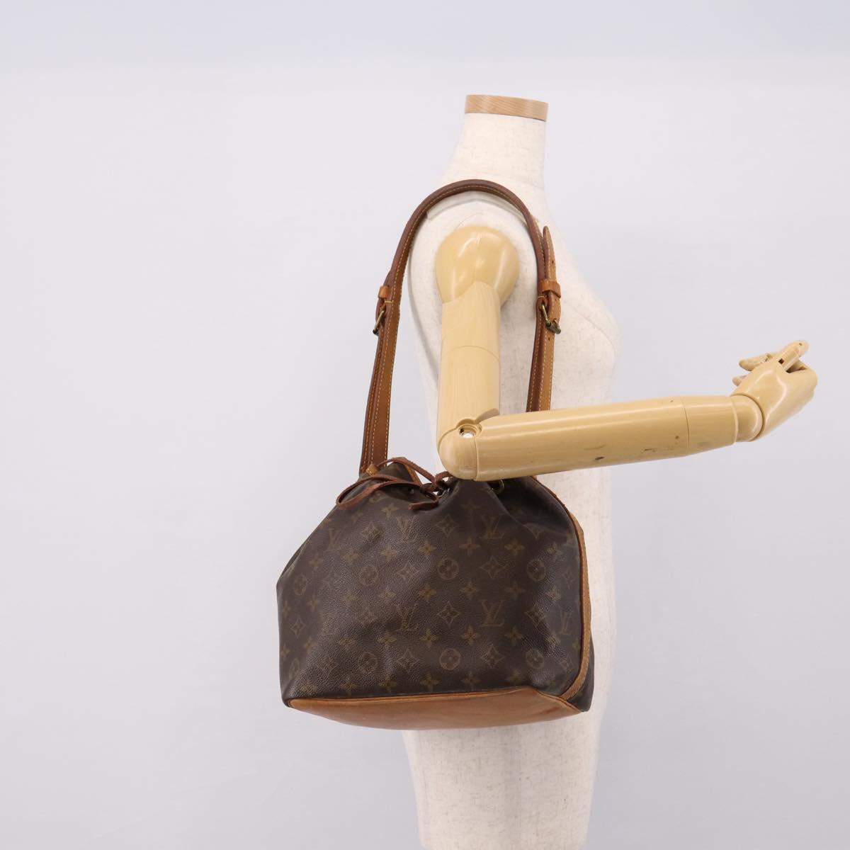 LOUIS VUITTON Monogram Petit Noe Shoulder Bag M42226 LV Auth 203276