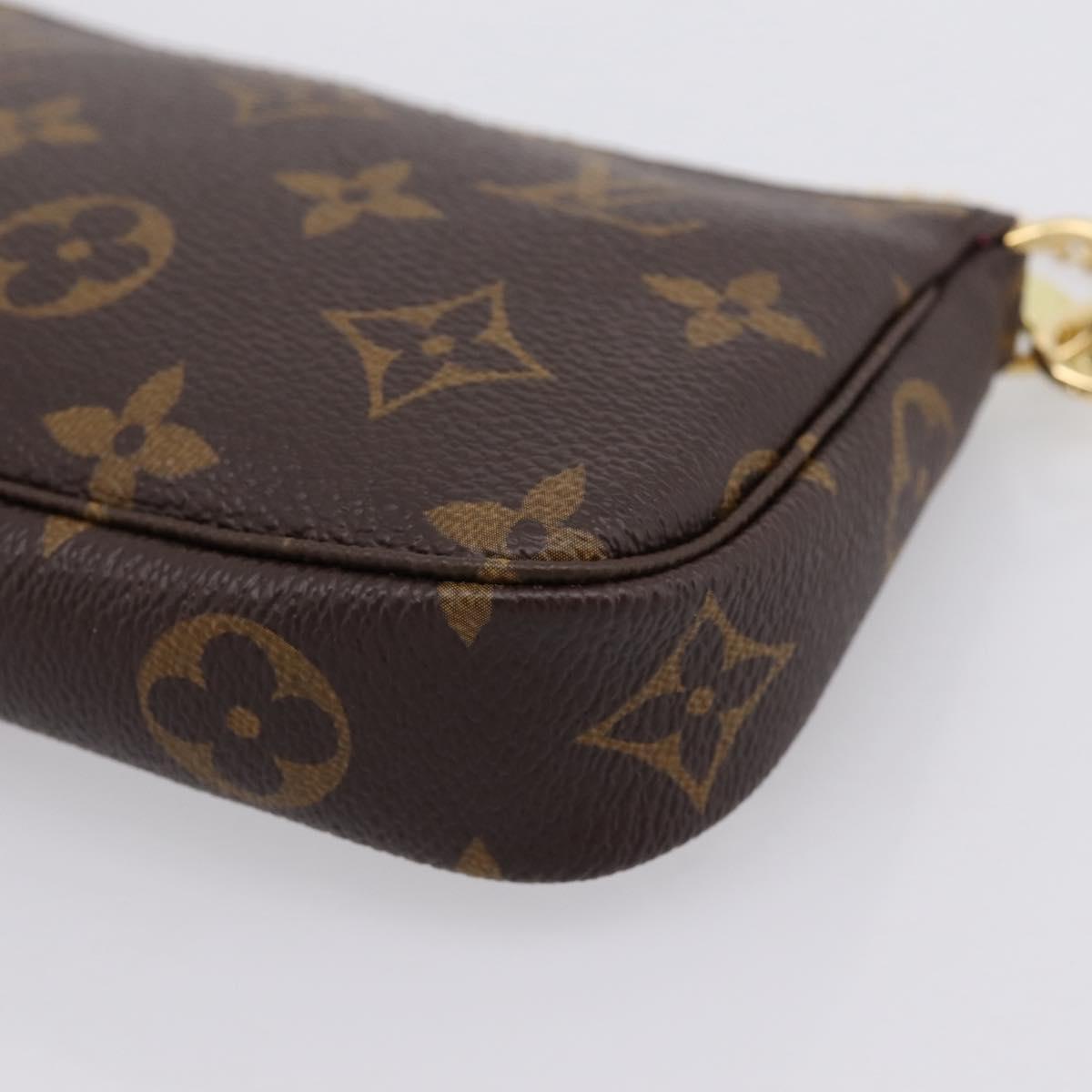 LOUIS VUITTON Vivienne Mini Pochette Accessoires Edition M68490 LV Auth 203323M