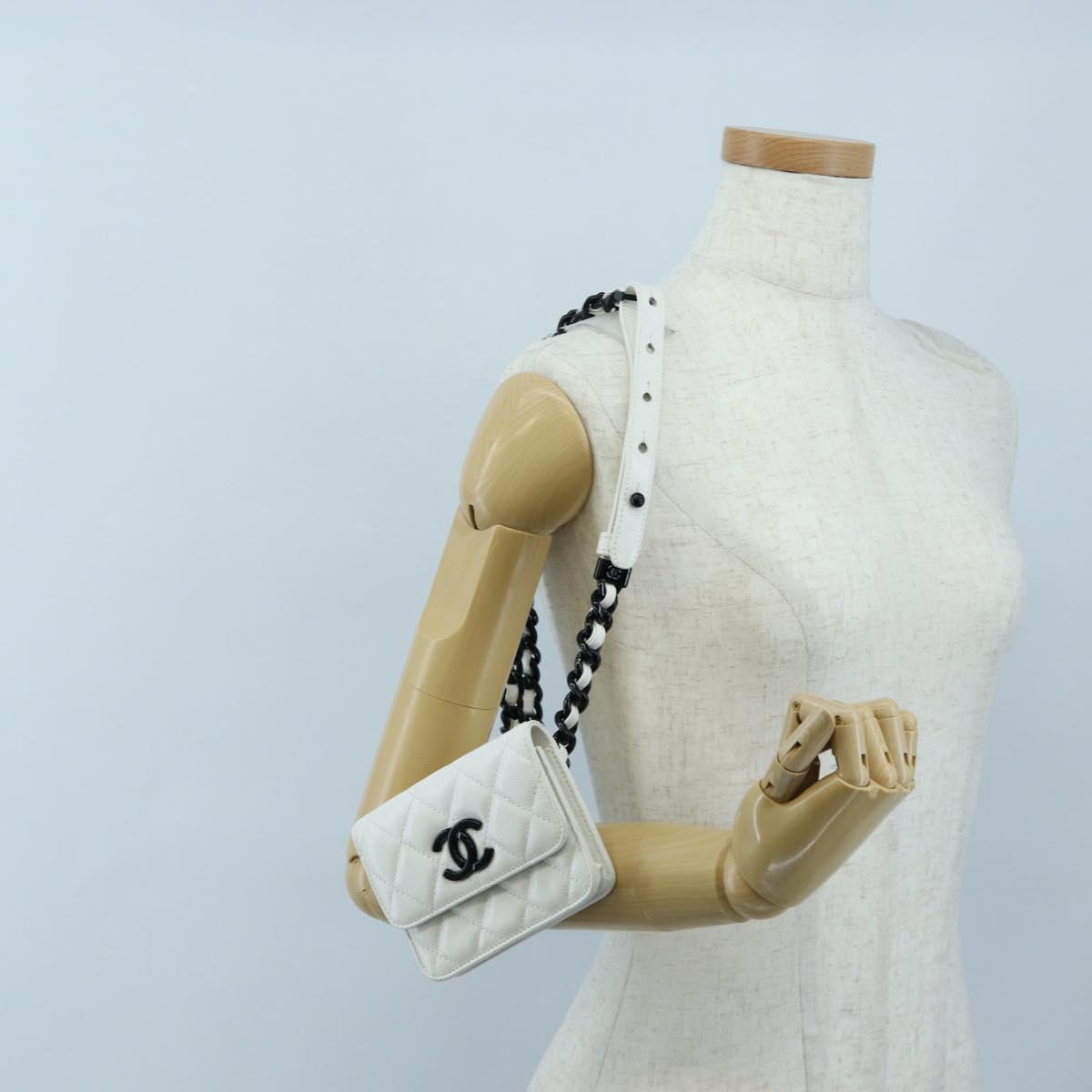 CHANEL Matelasse Chain Waist Bag Caviar Skin White CC Auth 203326M