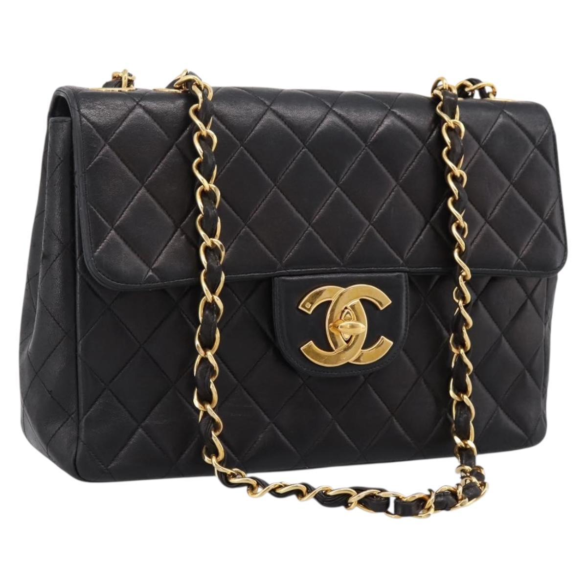 CHANEL Big Matelasse 30 Chain Shoulder Bag Lamb Skin Black Gold CC Auth 203491SAV