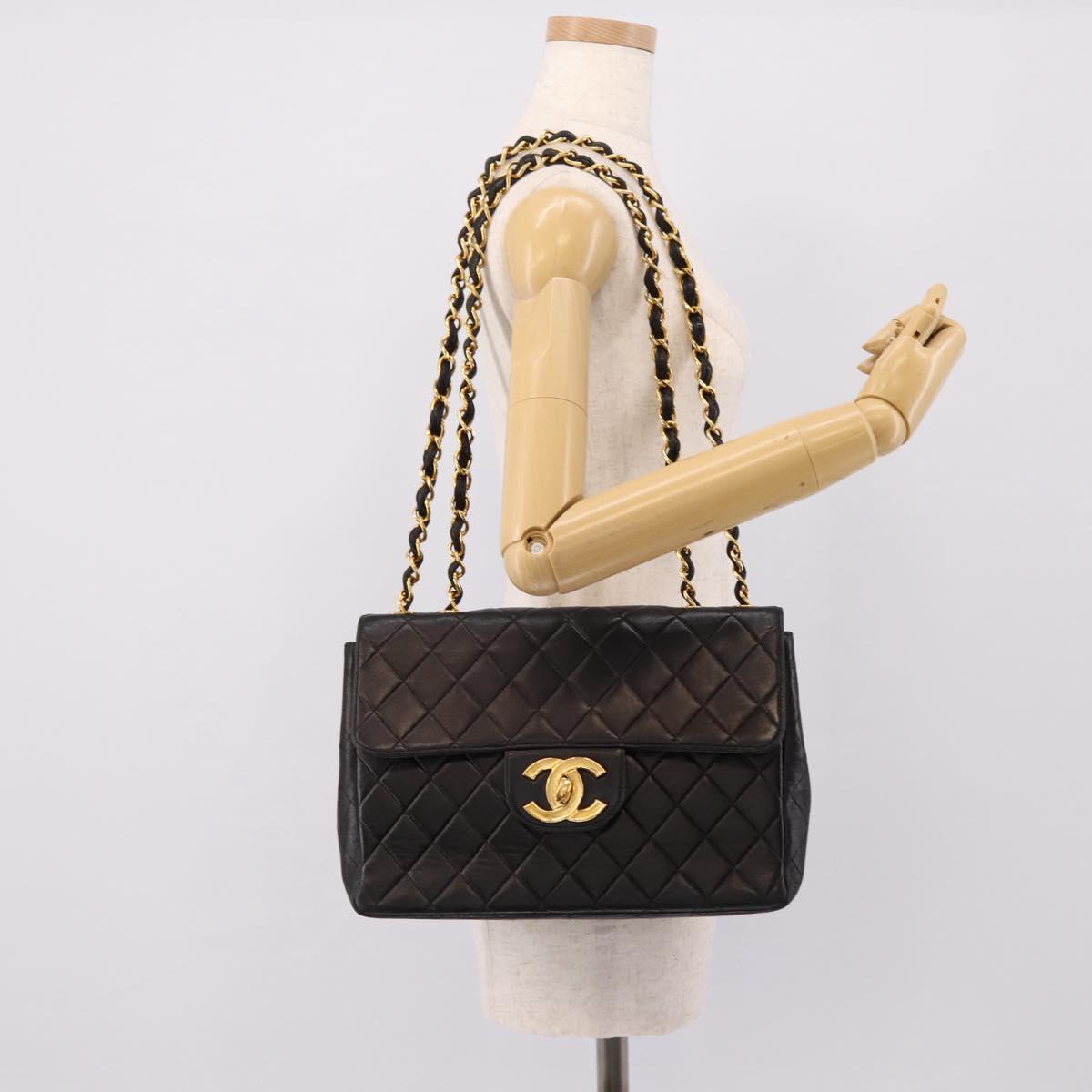 CHANEL Big Matelasse 30 Chain Shoulder Bag Lamb Skin Black Gold CC Auth 203491SAV