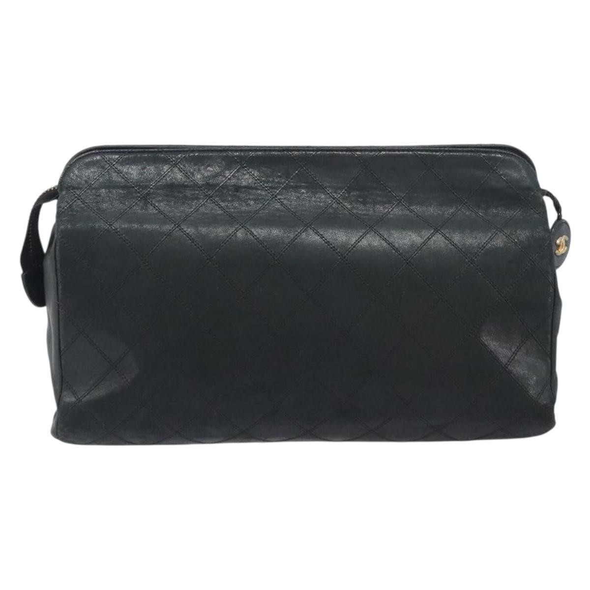 CHANEL Bicolore Clutch Bag Lamb Skin Black CC Auth 203657