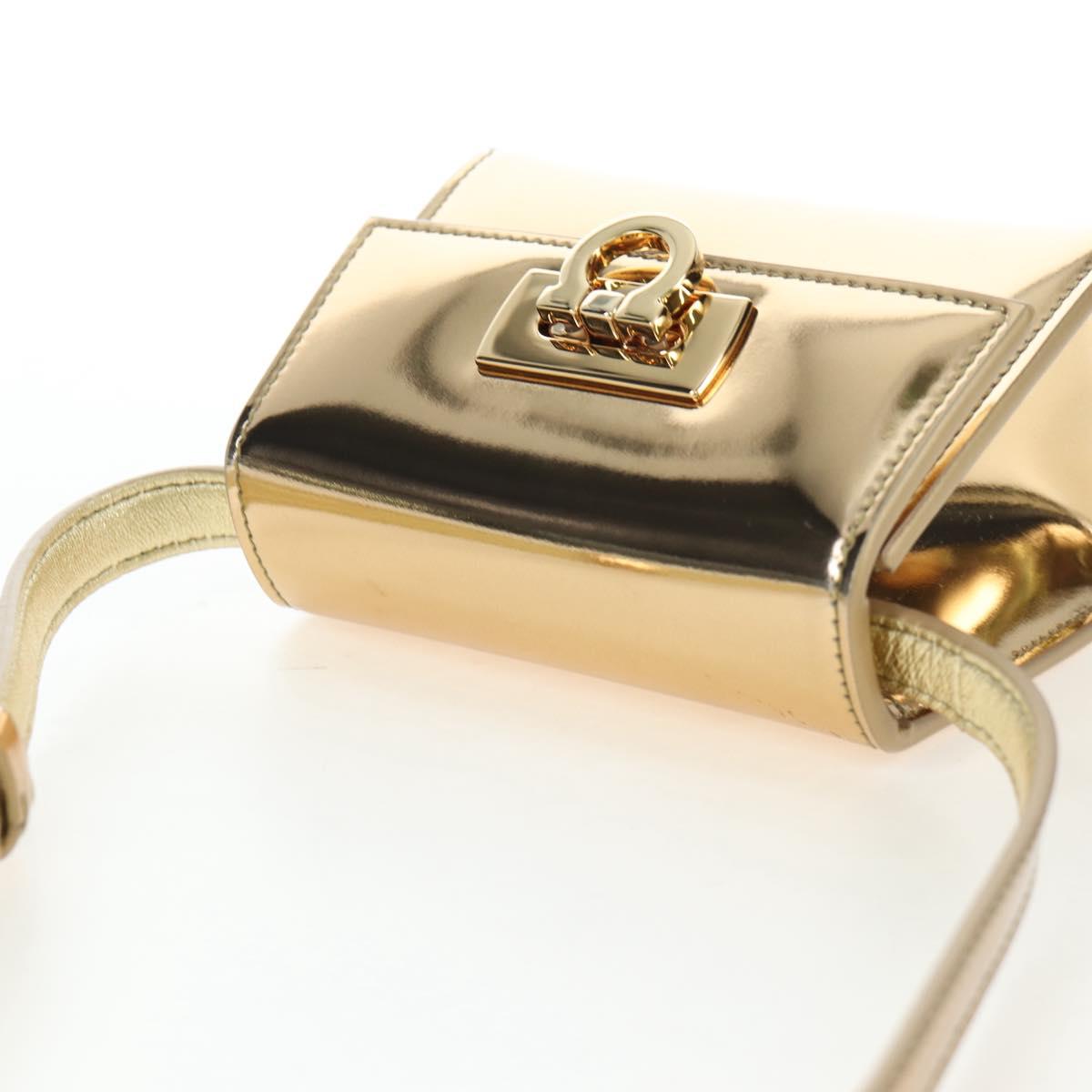 Salvatore Ferragamo Gancini Shoulder Bag Metallic leather Gold Auth 203812V