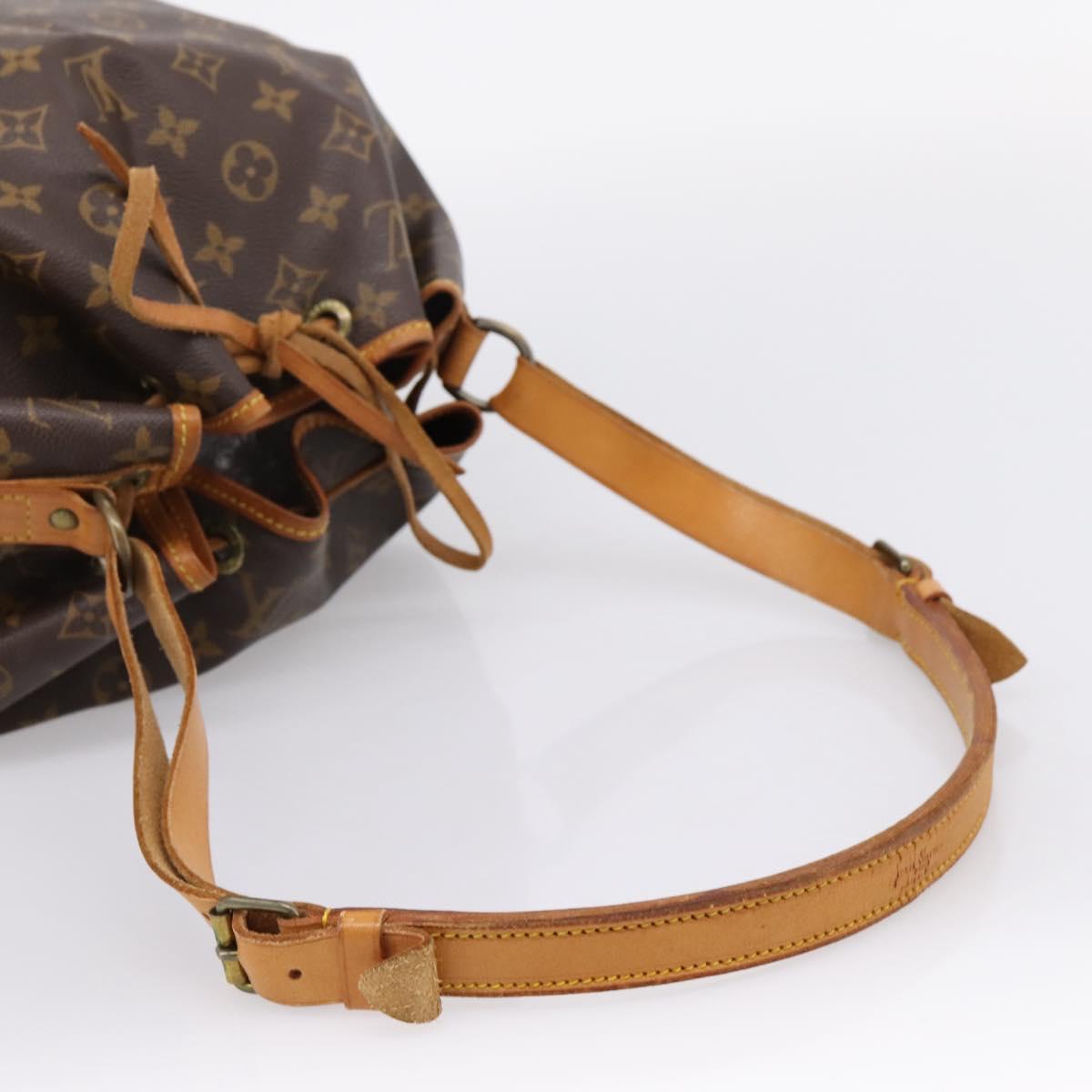 LOUIS VUITTON Monogram Petit Noe Shoulder Bag M42226 LV Auth 203907V