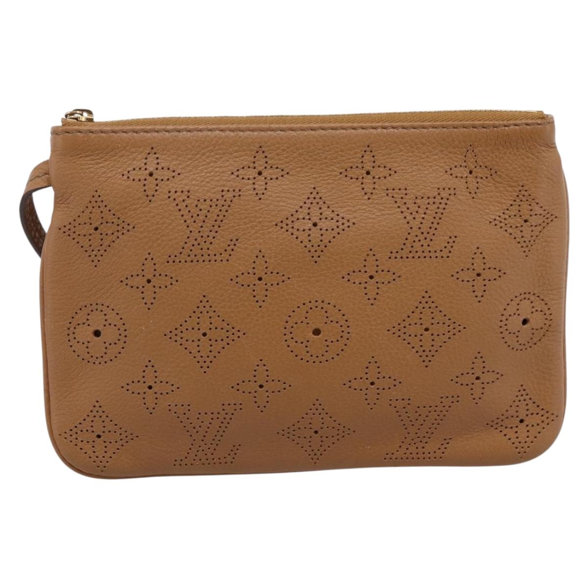 LOUIS VUITTON Mahina Selene PM Pouch Leather Caramel LV Auth 203909V