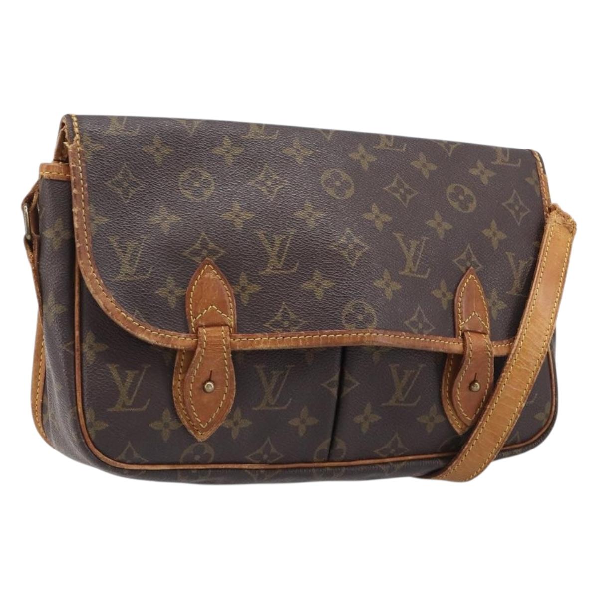 LOUIS VUITTON Monogram Gibeciere MM Shoulder Bag M42247 LV Auth 203922