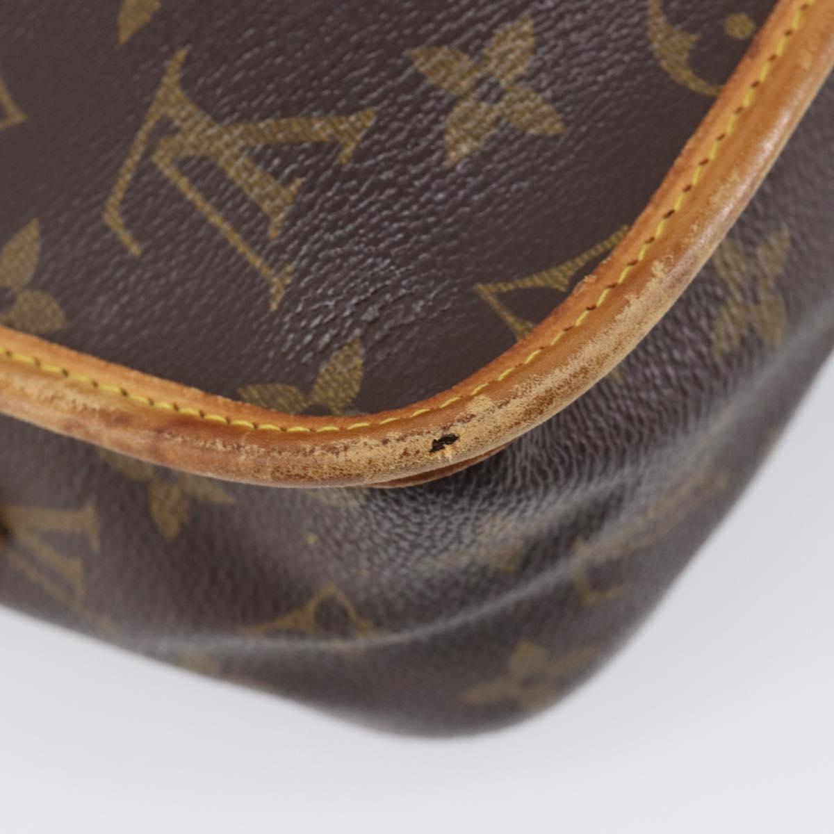 LOUIS VUITTON Monogram Gibeciere MM Shoulder Bag M42247 LV Auth 203922
