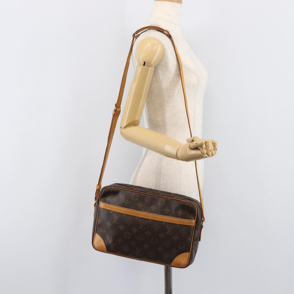 LOUIS VUITTON Monogram Trocadero 30 Shoulder Bag M51272 LV Auth 204050