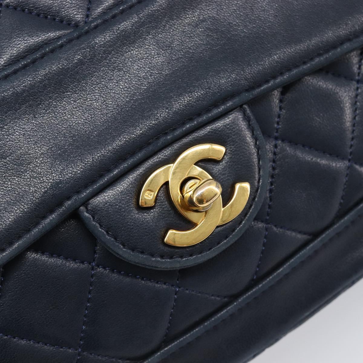 CHANEL Matelasse Chain Shoulder Bag Lamb Skin Navy Gold CC Auth 204122V