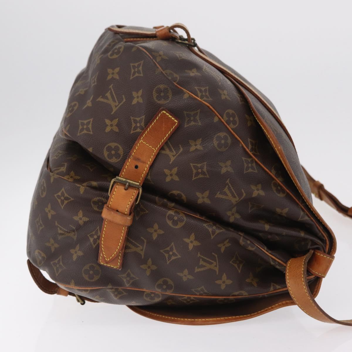 LOUIS VUITTON Monogram Saumur 43 Shoulder Bag M42252 LV Auth 204139