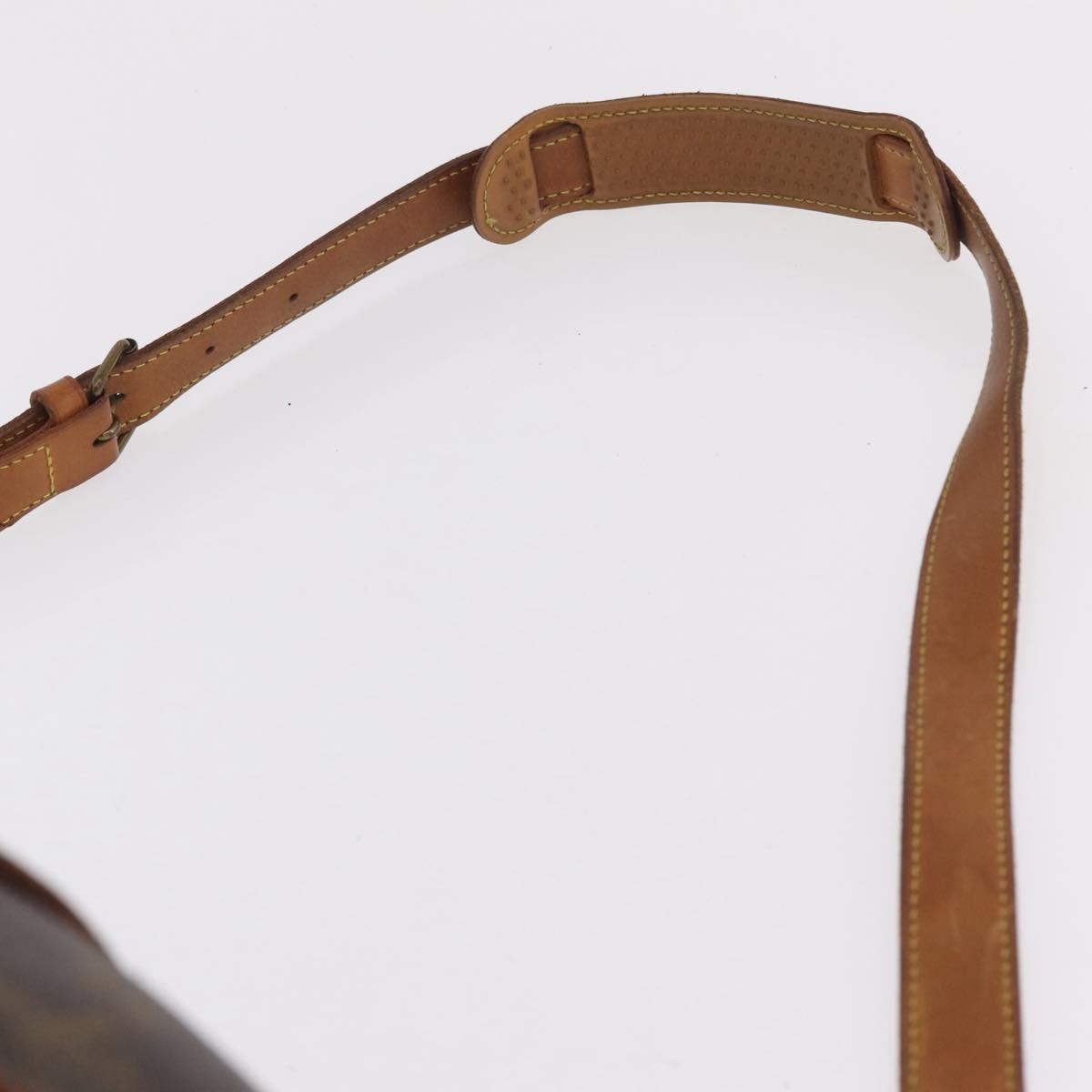 LOUIS VUITTON Monogram Saumur 43 Shoulder Bag M42252 LV Auth 204139