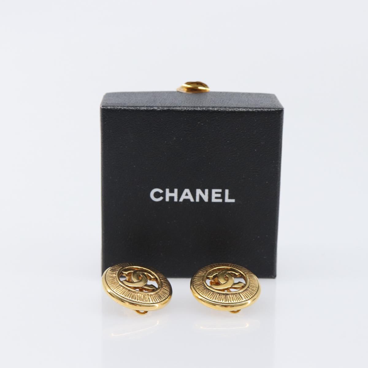CHANEL Earring Metal Gold Tone CC Auth 204143V