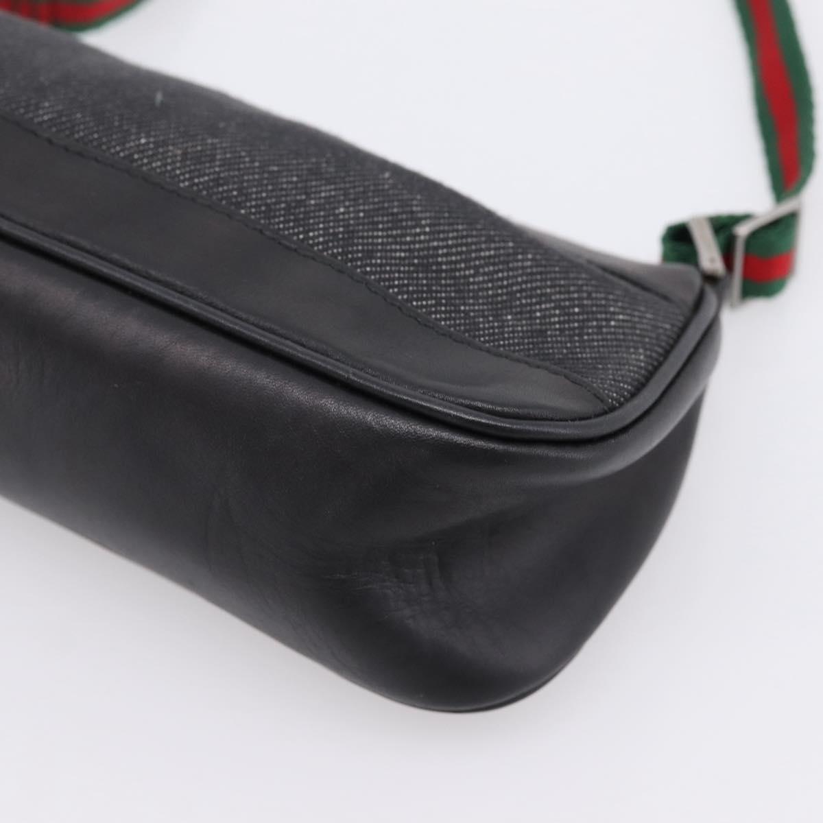 GUCCI Web Sherry Line Accessory Pouch Canvas Black Silver 92820 Auth 204414