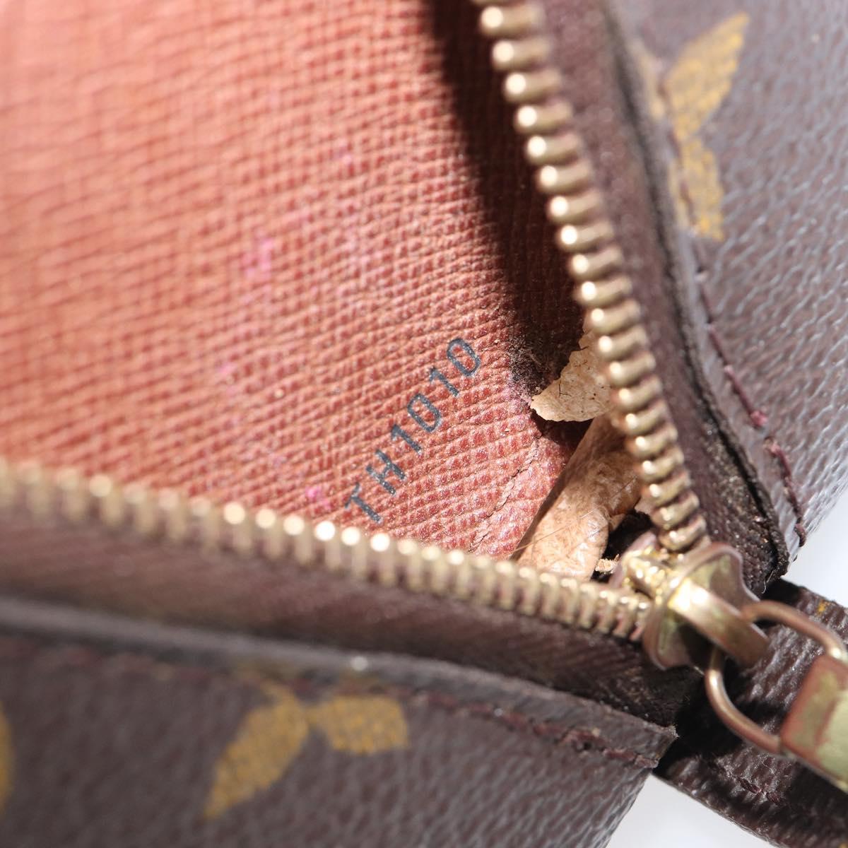 LOUIS VUITTON Monogram Trousse Demi Ronde Cosmetic Pouch M47520 LV Auth 204620