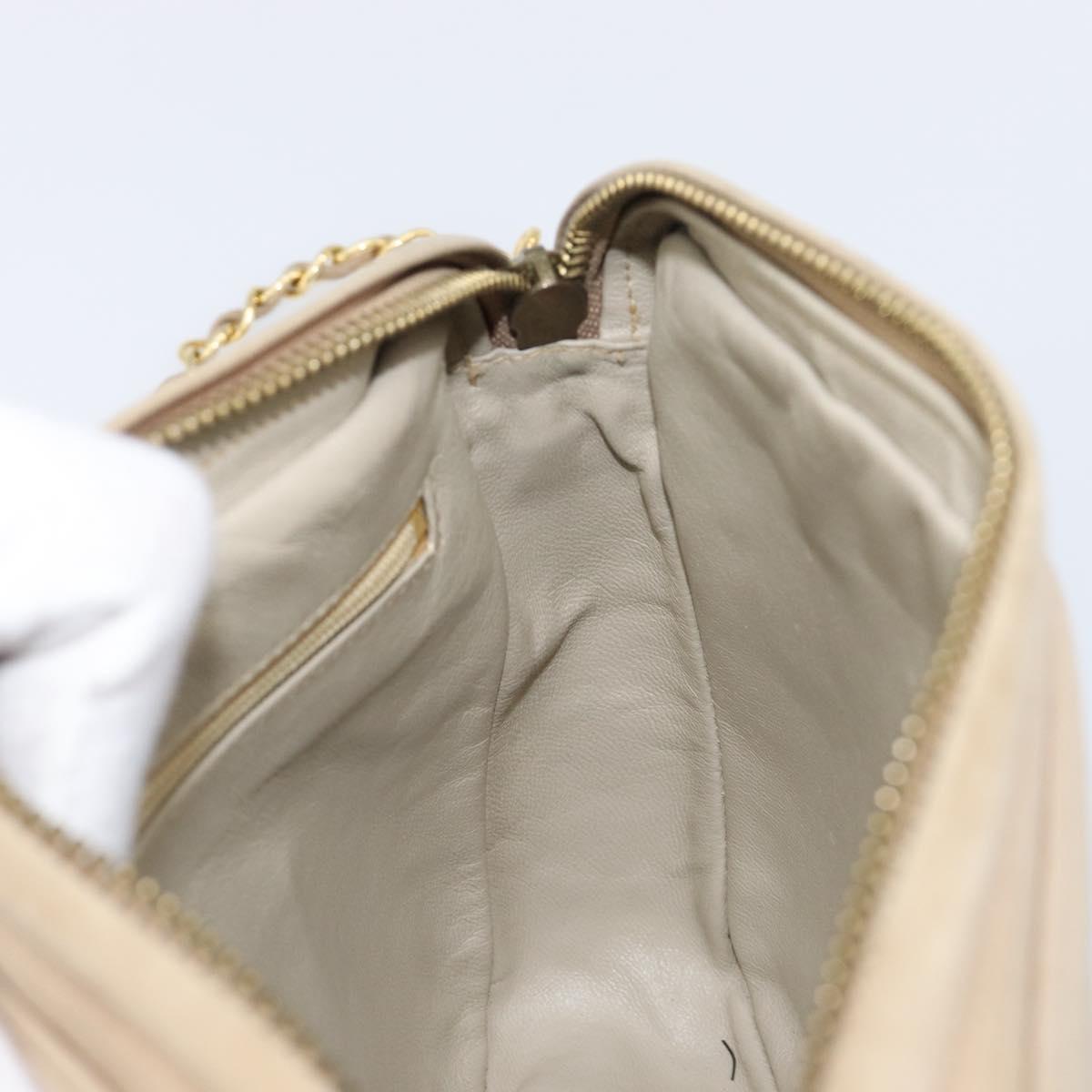 CHANEL Chain Shoulder Bag Leather Beige Gold Tone CC Auth 204639A