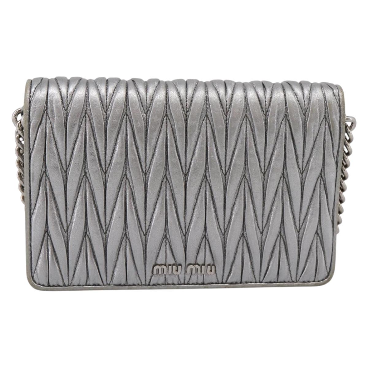 Miu Miu Matelasse Chain Shoulder Bag Leather Silver Auth 204797A
