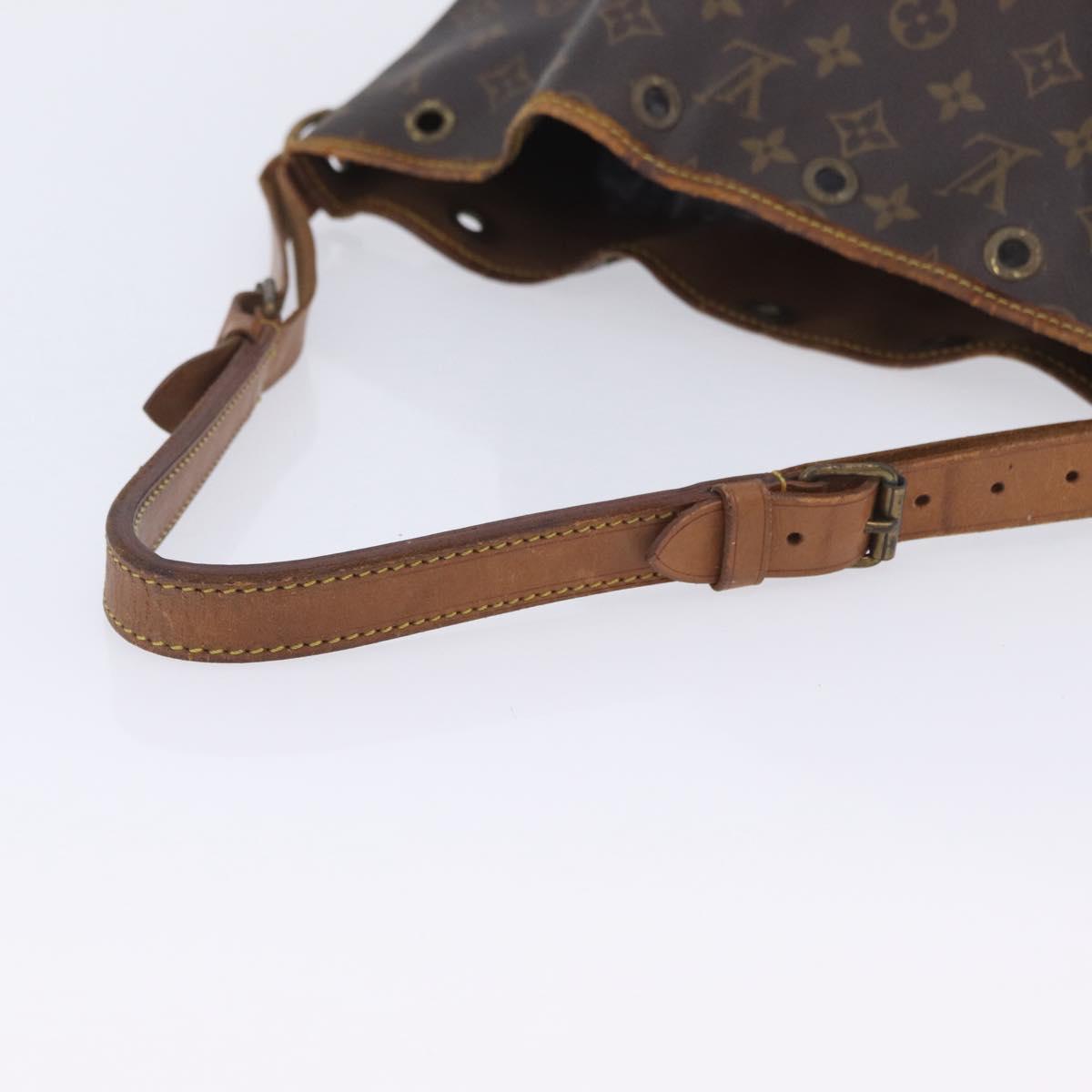 LOUIS VUITTON Monogram Petit Noe Shoulder Bag M42226 LV Auth 204810