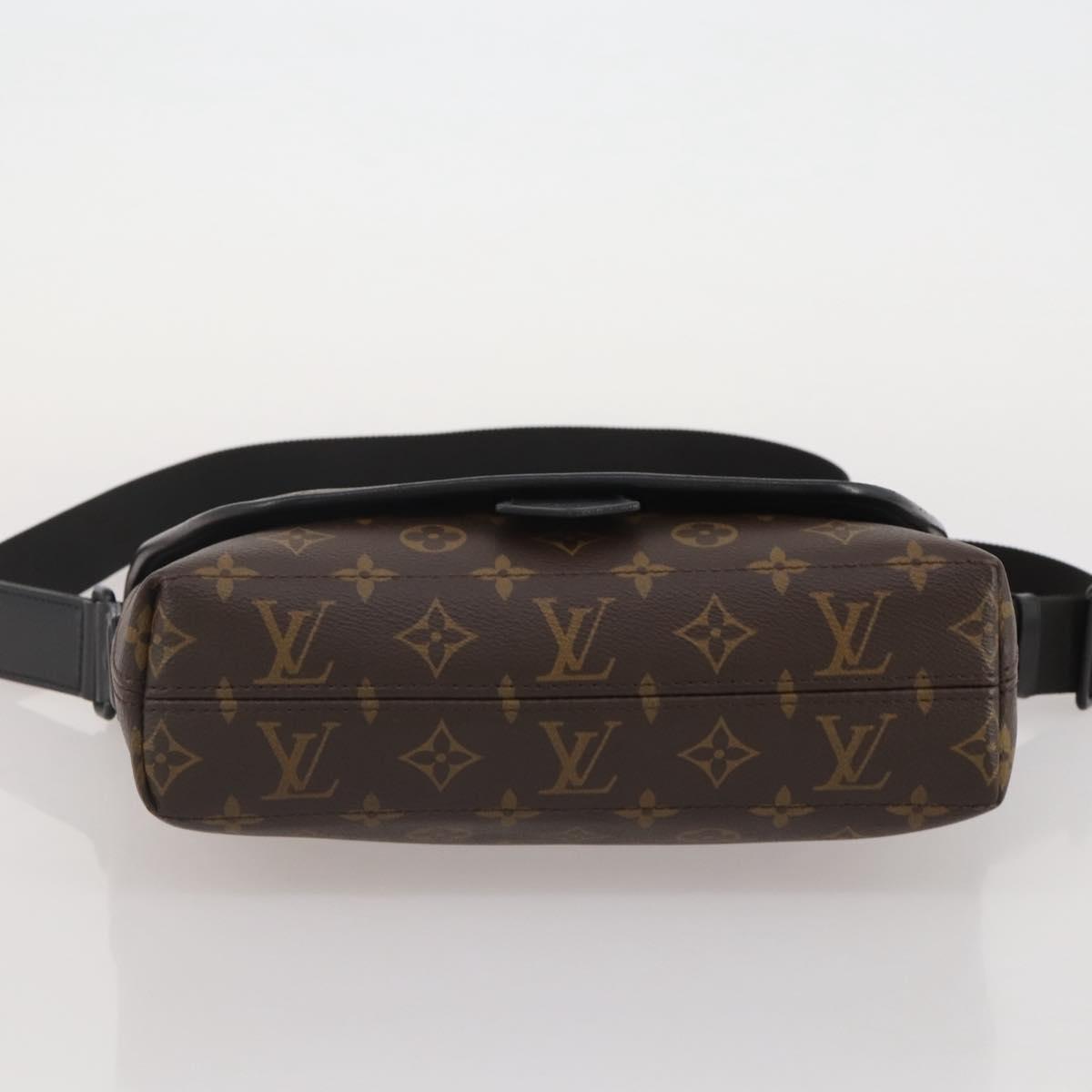 LOUIS VUITTON Monogram Macassar Magnetic Messenger Bag M45557 LV Auth 204827V