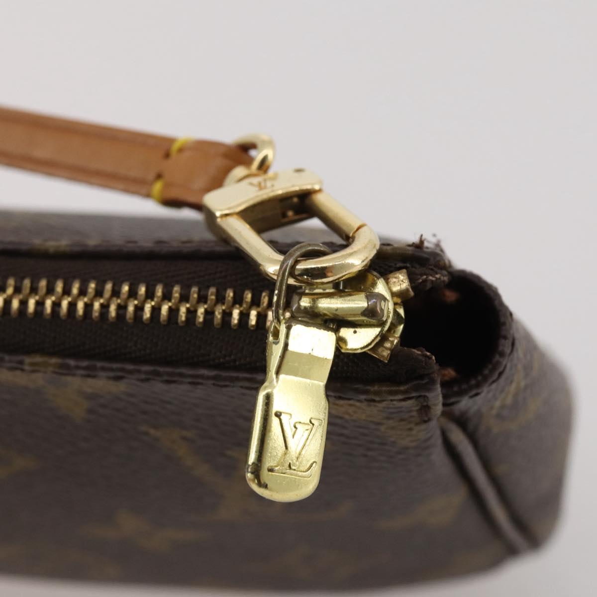 LOUIS VUITTON Monogram Pochette Accessoires Pouch M51980 LV Auth 204870V