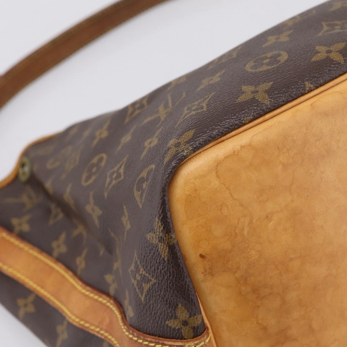 LOUIS VUITTON Monogram Petit Noe Shoulder Bag M42226 LV Auth 204876
