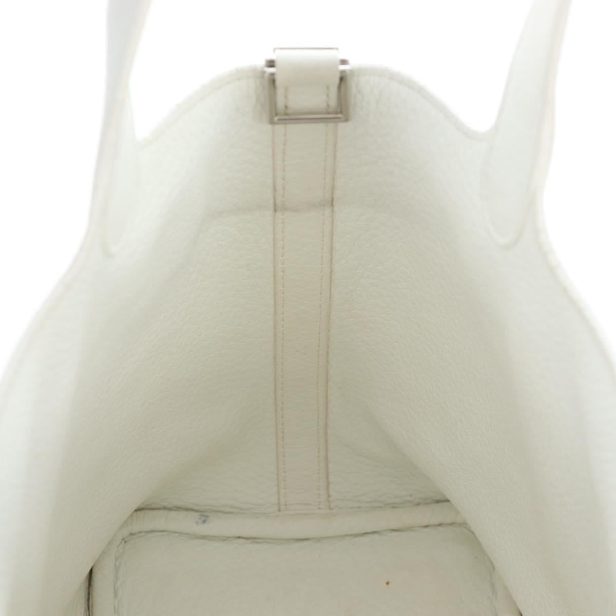 HERMES Picotan Lock PM Hand Bag Taurillon Leather White Silver Auth 204895SAM