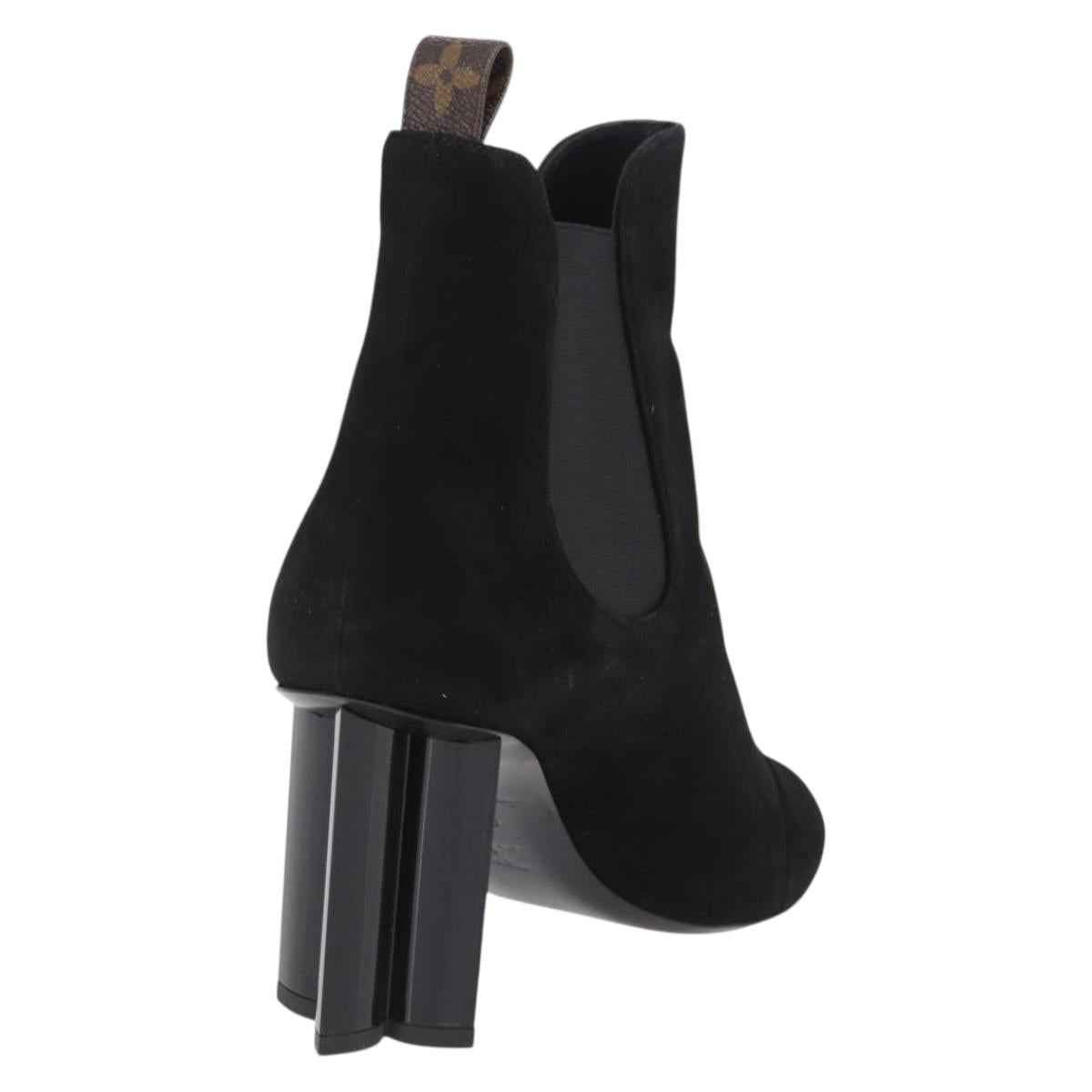 LOUIS VUITTON Short Boots Suede 40 Black LV Auth 204942M