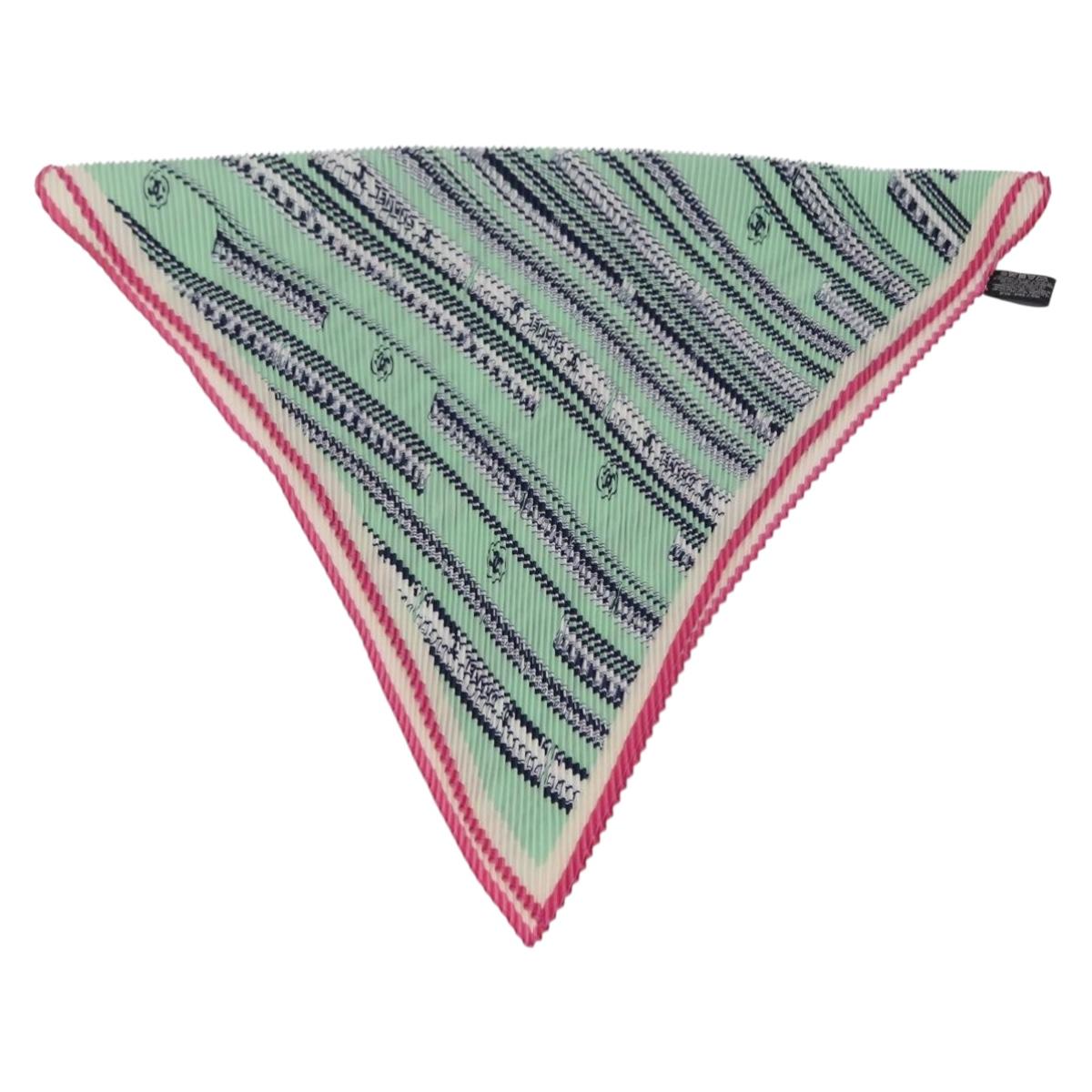 CHANEL Scarf Silk Green CC Auth 204962M