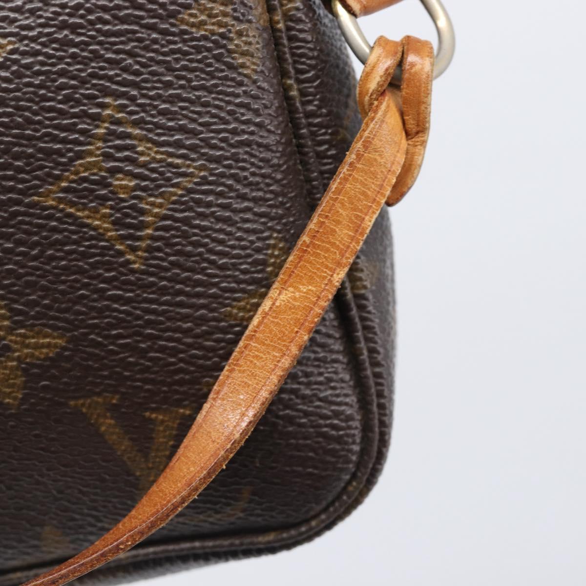 LOUIS VUITTON Monogram Pochette Accessoires Pouch M51980 LV Auth 205052A