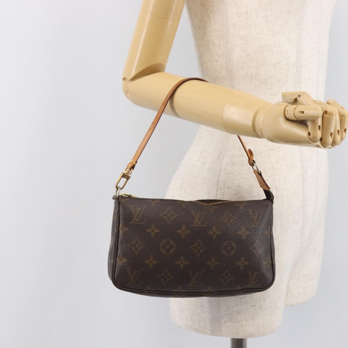 LOUIS VUITTON Monogram Pochette Accessoires Pouch M51980 LV Auth 205052A