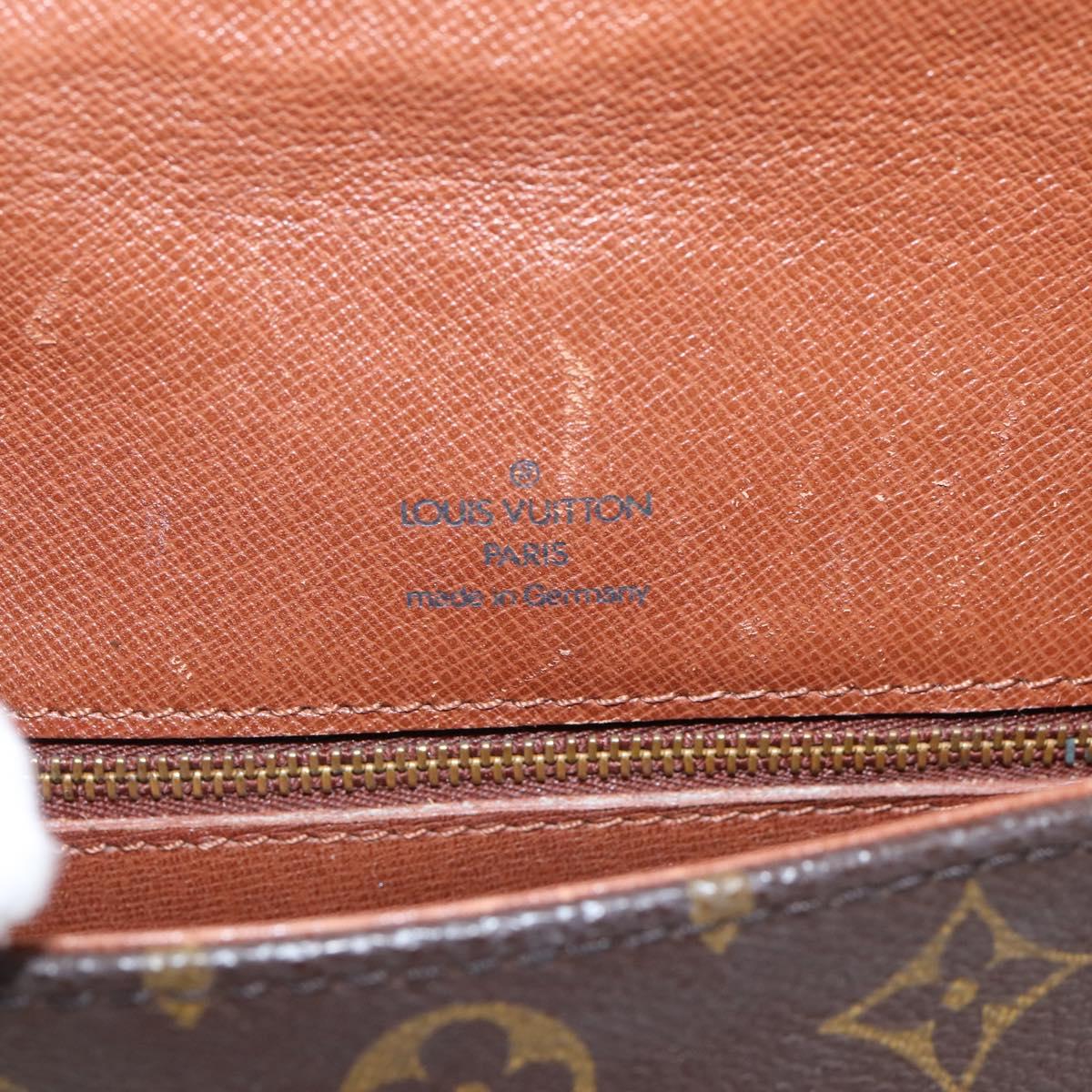 LOUIS VUITTON Monogram Saint Cloud MM Shoulder Bag M51243 LV Auth 205297