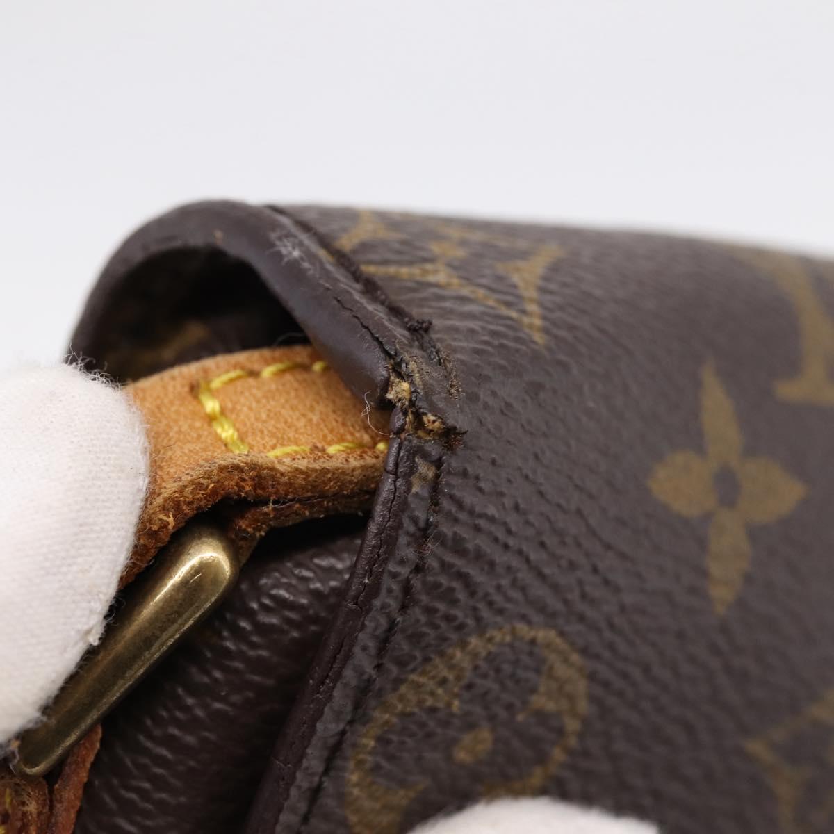 LOUIS VUITTON Monogram Saint Cloud MM Shoulder Bag M51243 LV Auth 205297