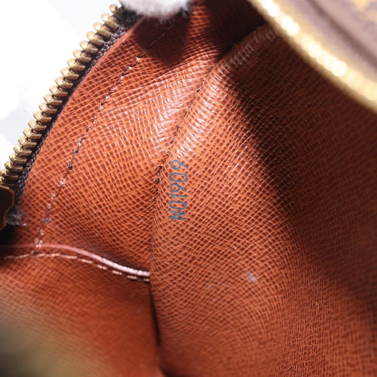 LOUIS VUITTON Monogram Blois Shoulder Bag M51221 LV Auth 205310