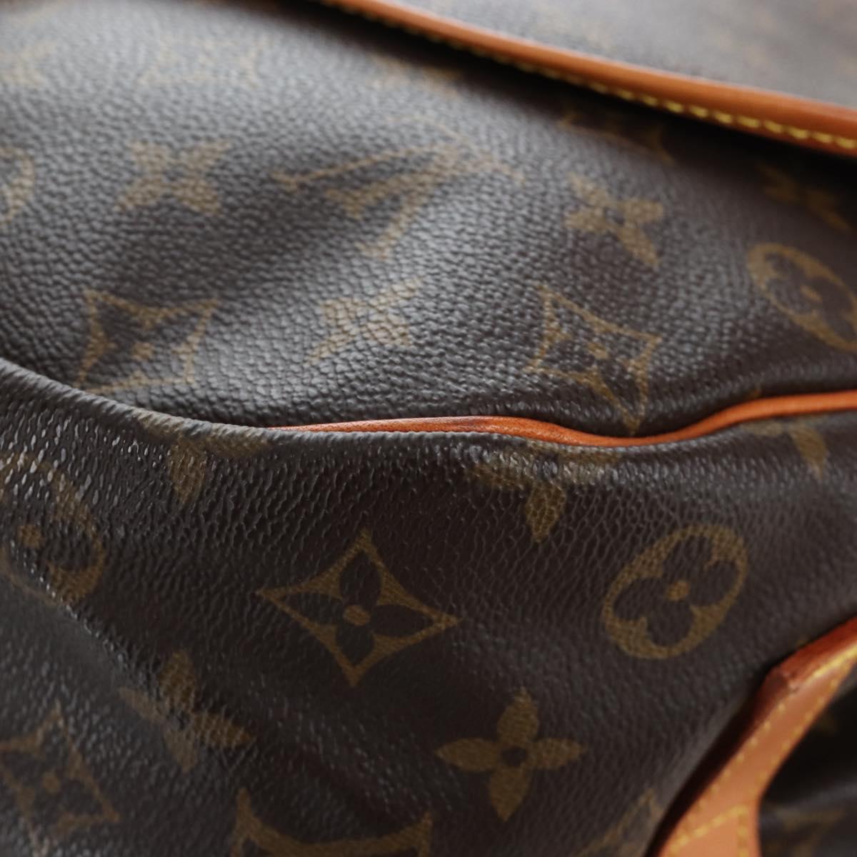 LOUIS VUITTON Monogram Saumur 35 Shoulder Bag M42254 LV Auth 205365V