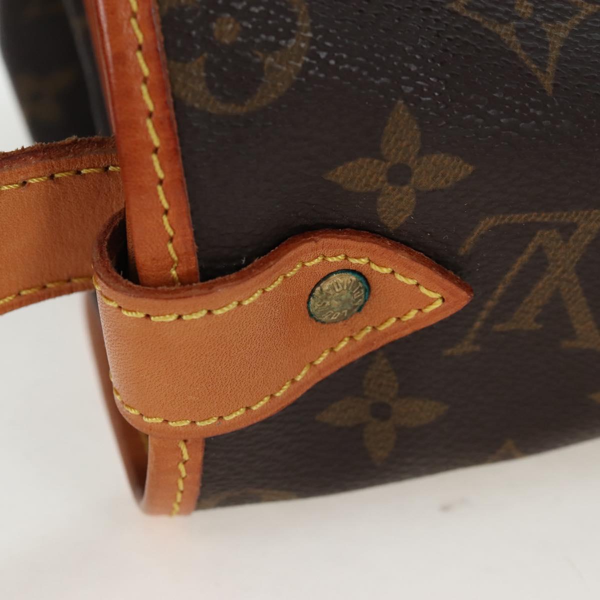 LOUIS VUITTON Monogram Saumur 35 Shoulder Bag M42254 LV Auth 205365V