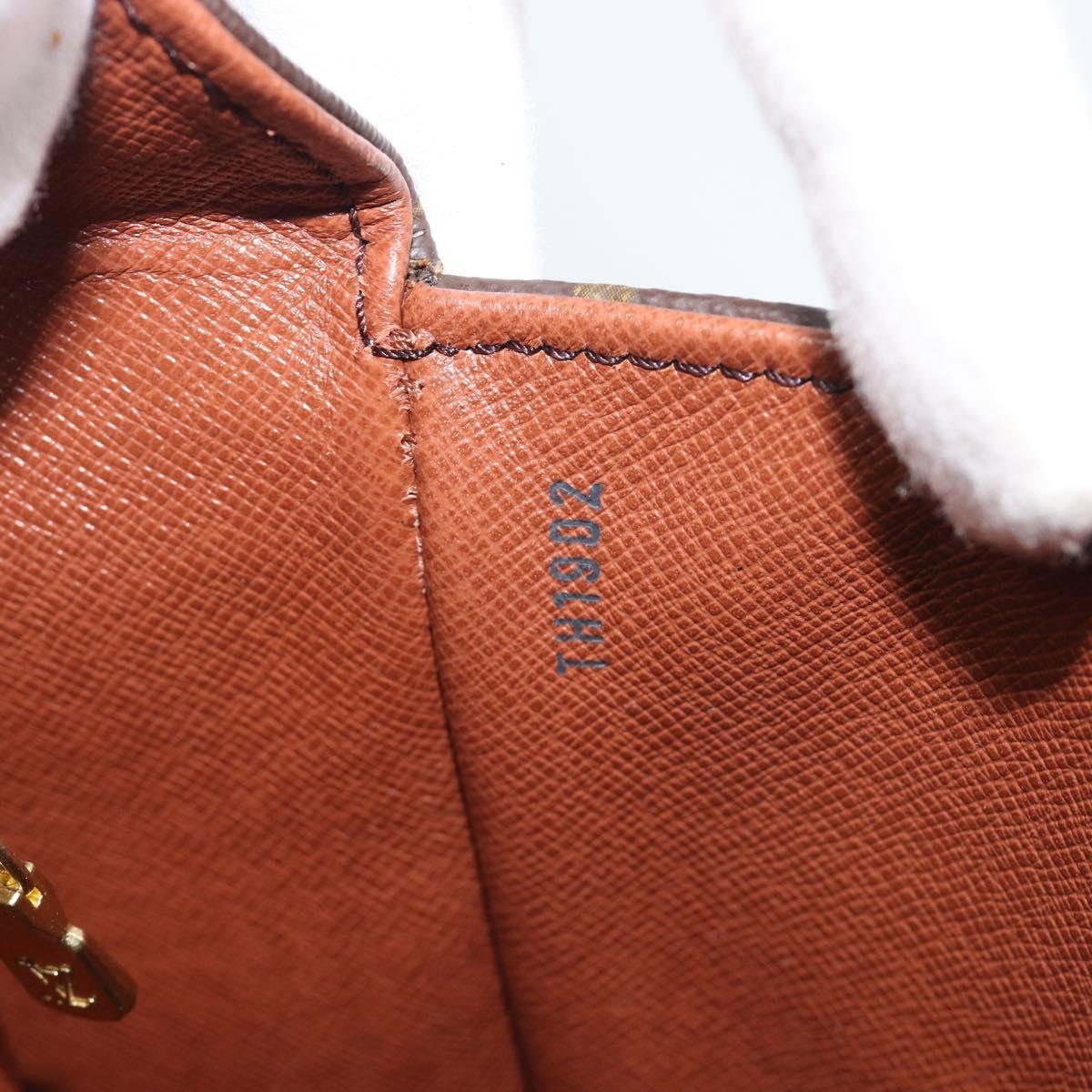 LOUIS VUITTON Monogram Saint Cloud GM Shoulder Bag M51242 LV Auth 205372V