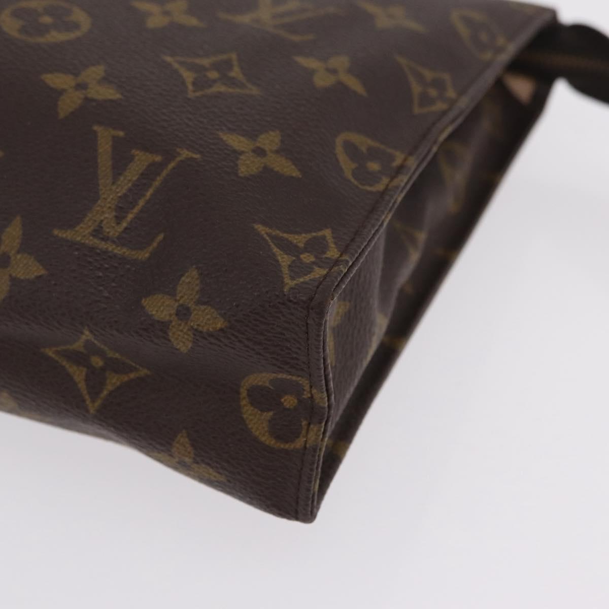 LOUIS VUITTON Monogram Poche Toilette 26 Pouch M47542 LV Auth 205400A