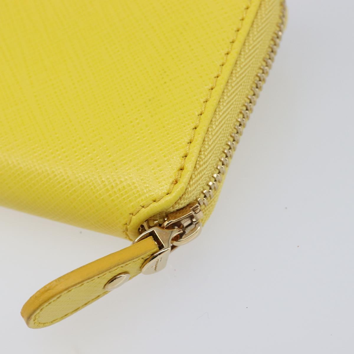 Salvatore Ferragamo Coin Purse Leather Yellow Gold Auth 205418A