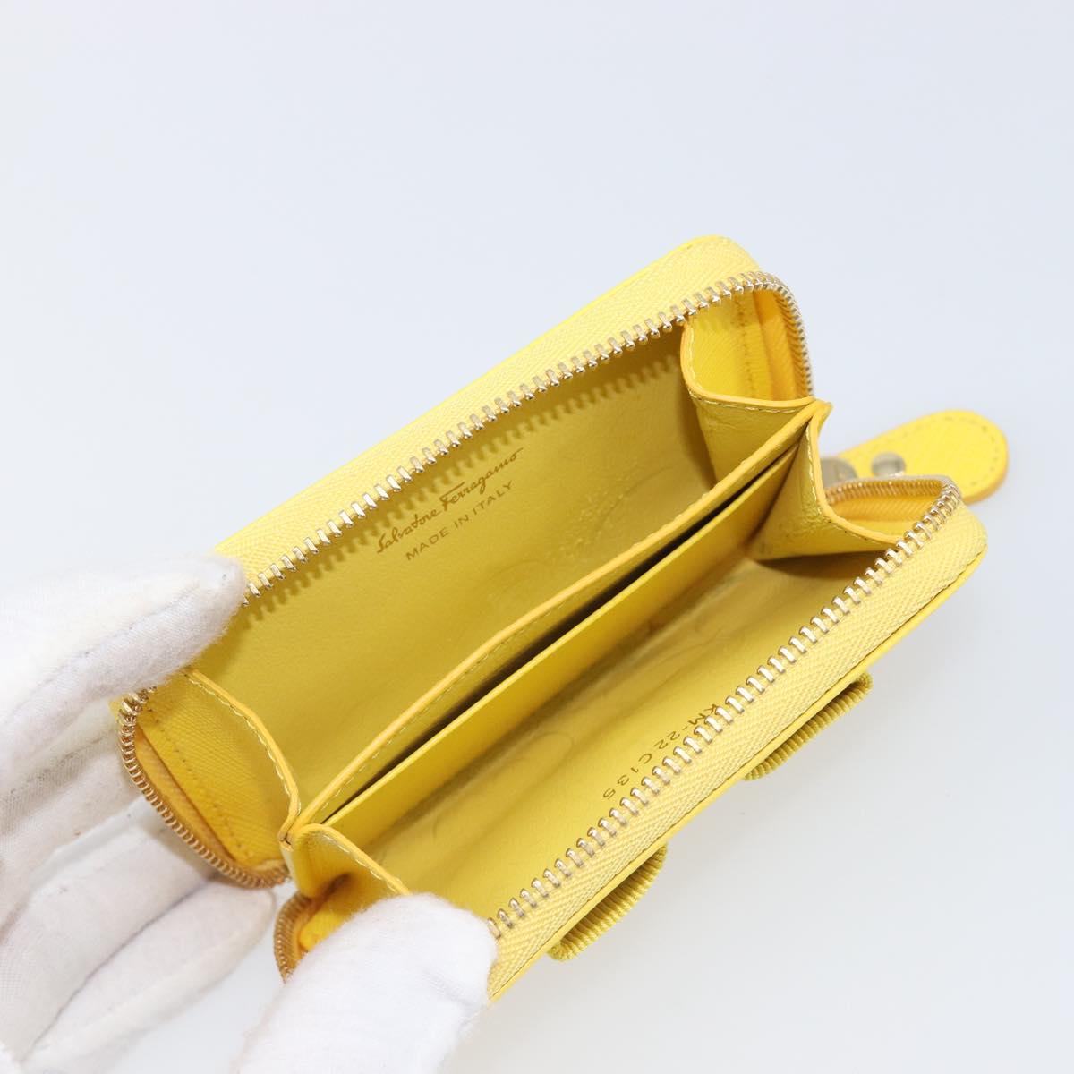 Salvatore Ferragamo Coin Purse Leather Yellow Gold Auth 205418A