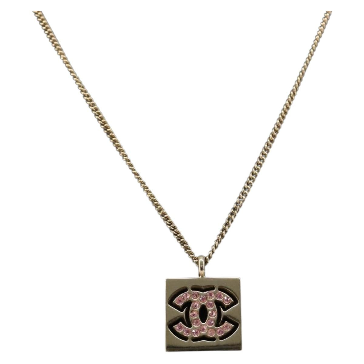 CHANEL Necklace metal Gold CC Auth 205465M