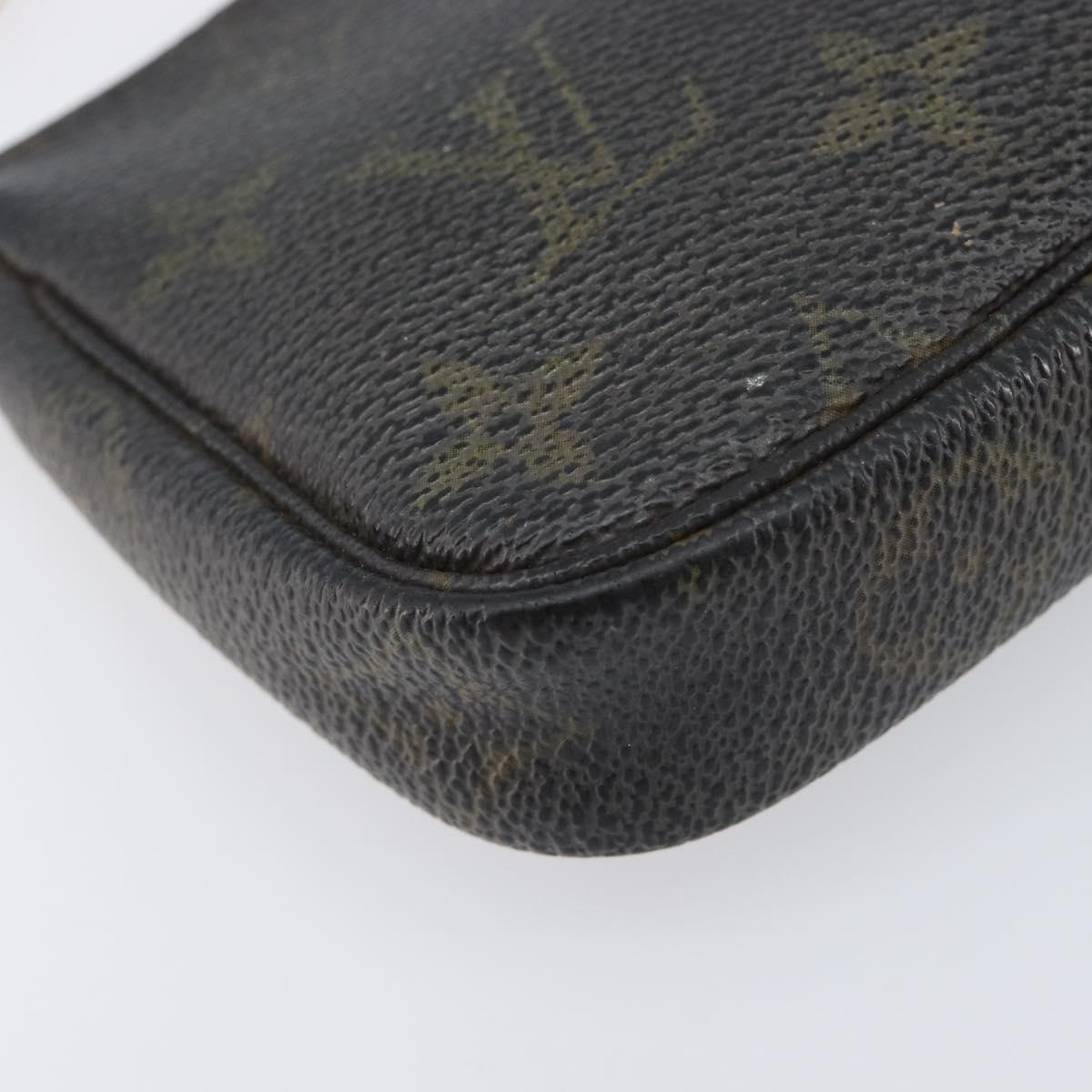LOUIS VUITTON Monogram Mini Pochette Accessoires Pouch N41667 LV Auth 205526