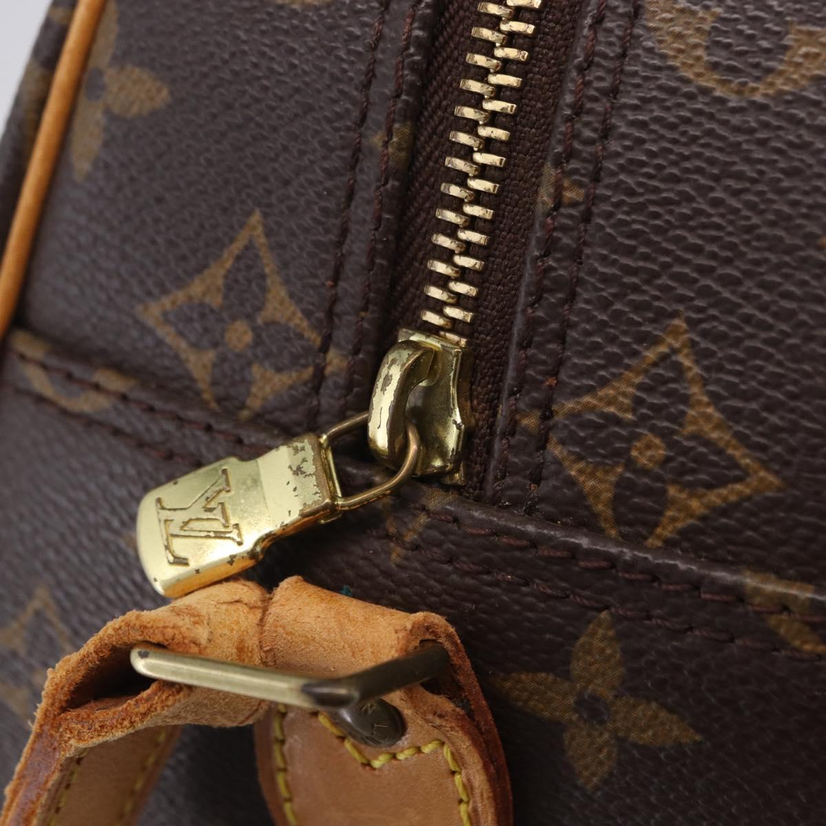 LOUIS VUITTON Monogram Blois Shoulder Bag M51221 LV Auth 205820
