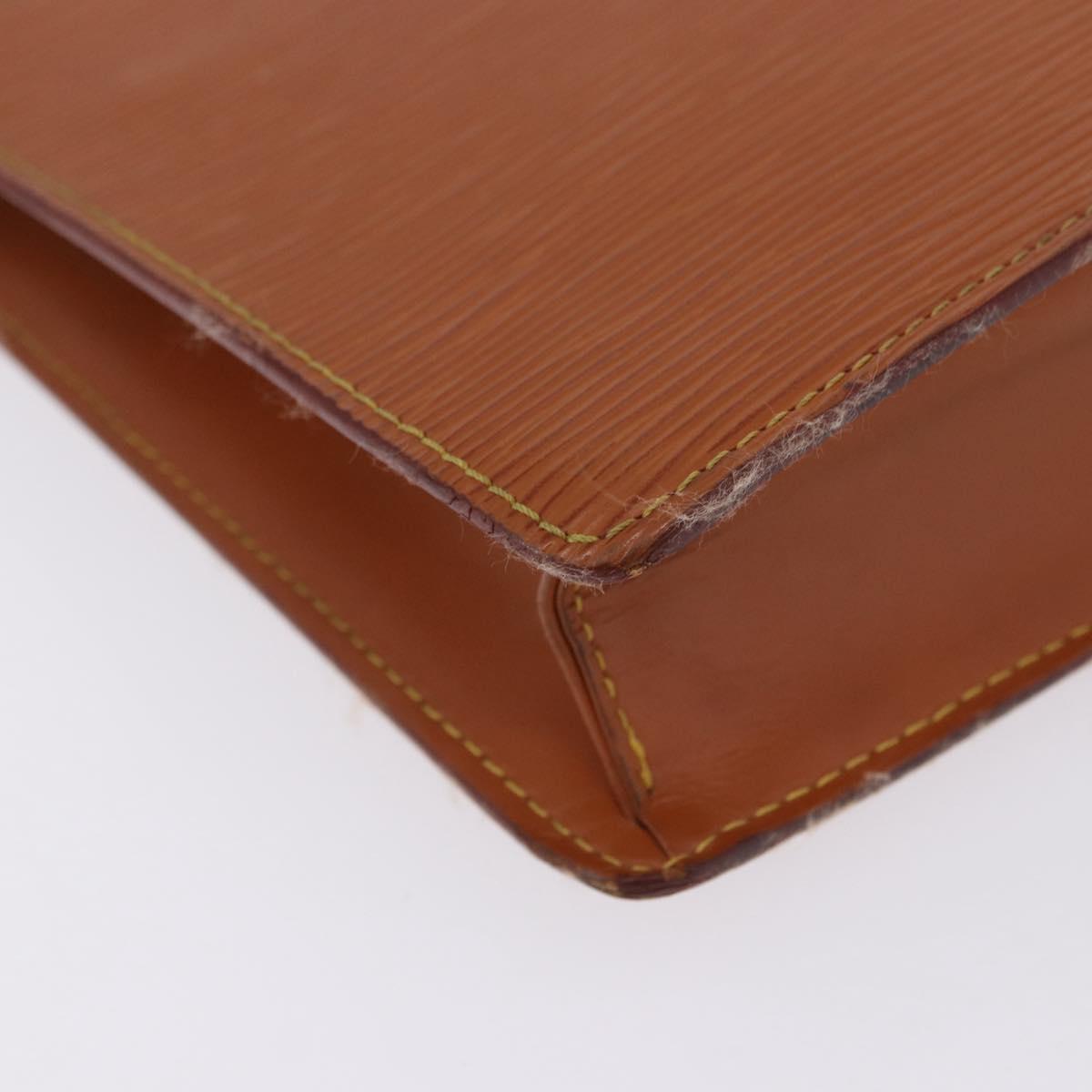 LOUIS VUITTON Epi Pochette Homme Clutch Bag Zipangu Gold M52528 LV Auth 205841