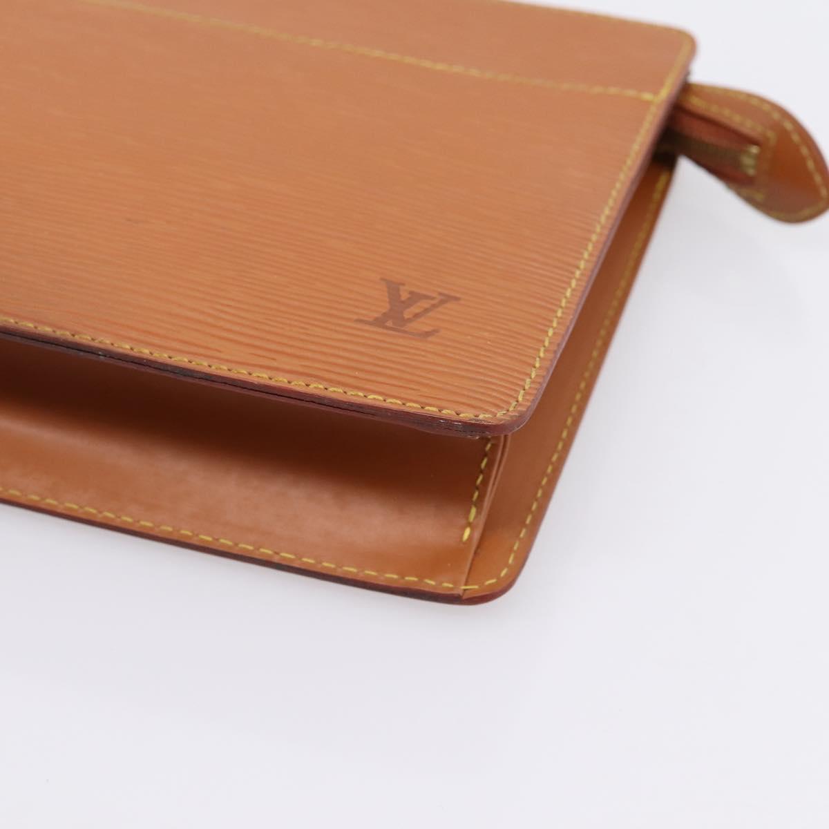LOUIS VUITTON Epi Pochette Homme Clutch Bag Zipangu Gold M52528 LV Auth 205876A