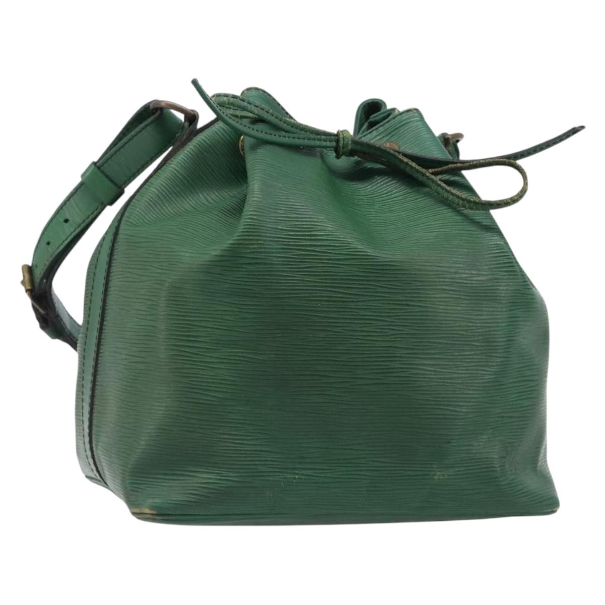 LOUIS VUITTON Epi Petit Noe Shoulder Bag Green M44104 LV Auth 205877