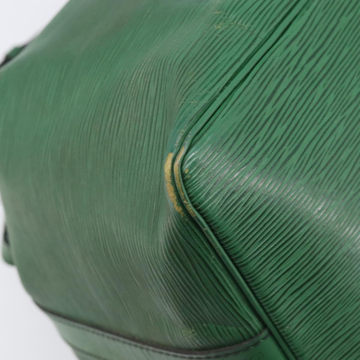 LOUIS VUITTON Epi Petit Noe Shoulder Bag Green M44104 LV Auth 205877