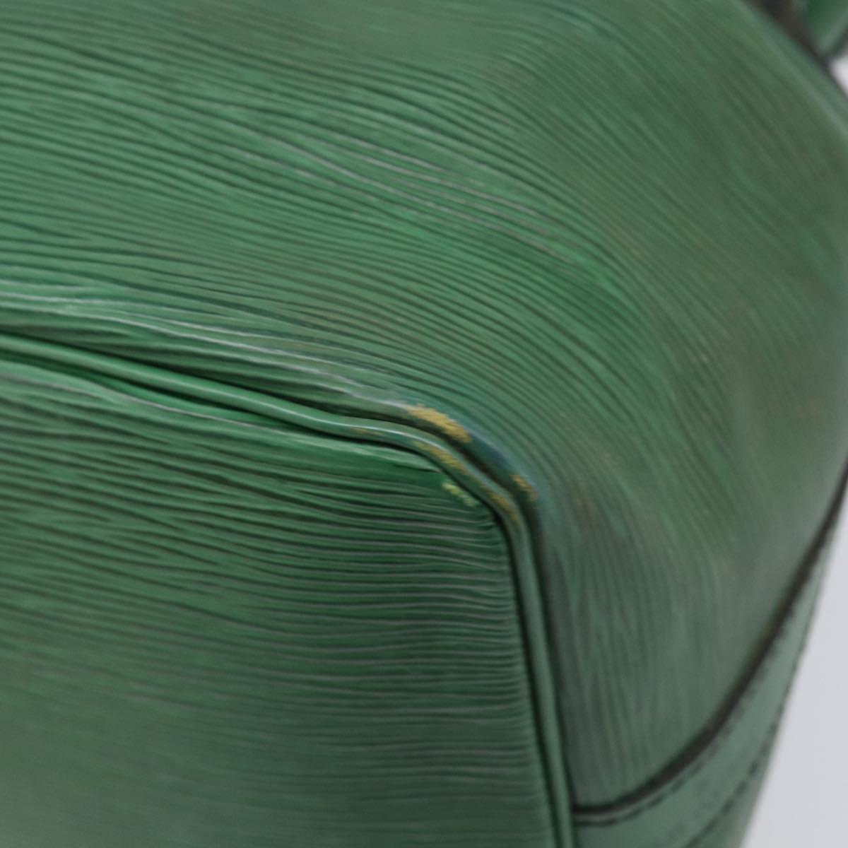 LOUIS VUITTON Epi Petit Noe Shoulder Bag Green M44104 LV Auth 205877