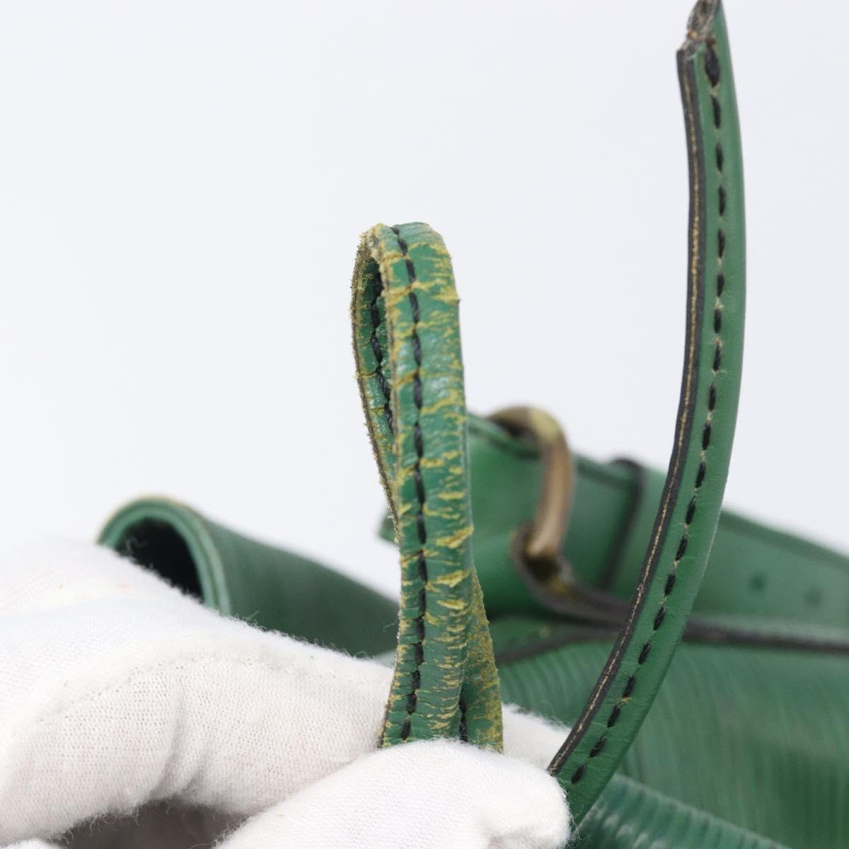 LOUIS VUITTON Epi Petit Noe Shoulder Bag Green M44104 LV Auth 205877