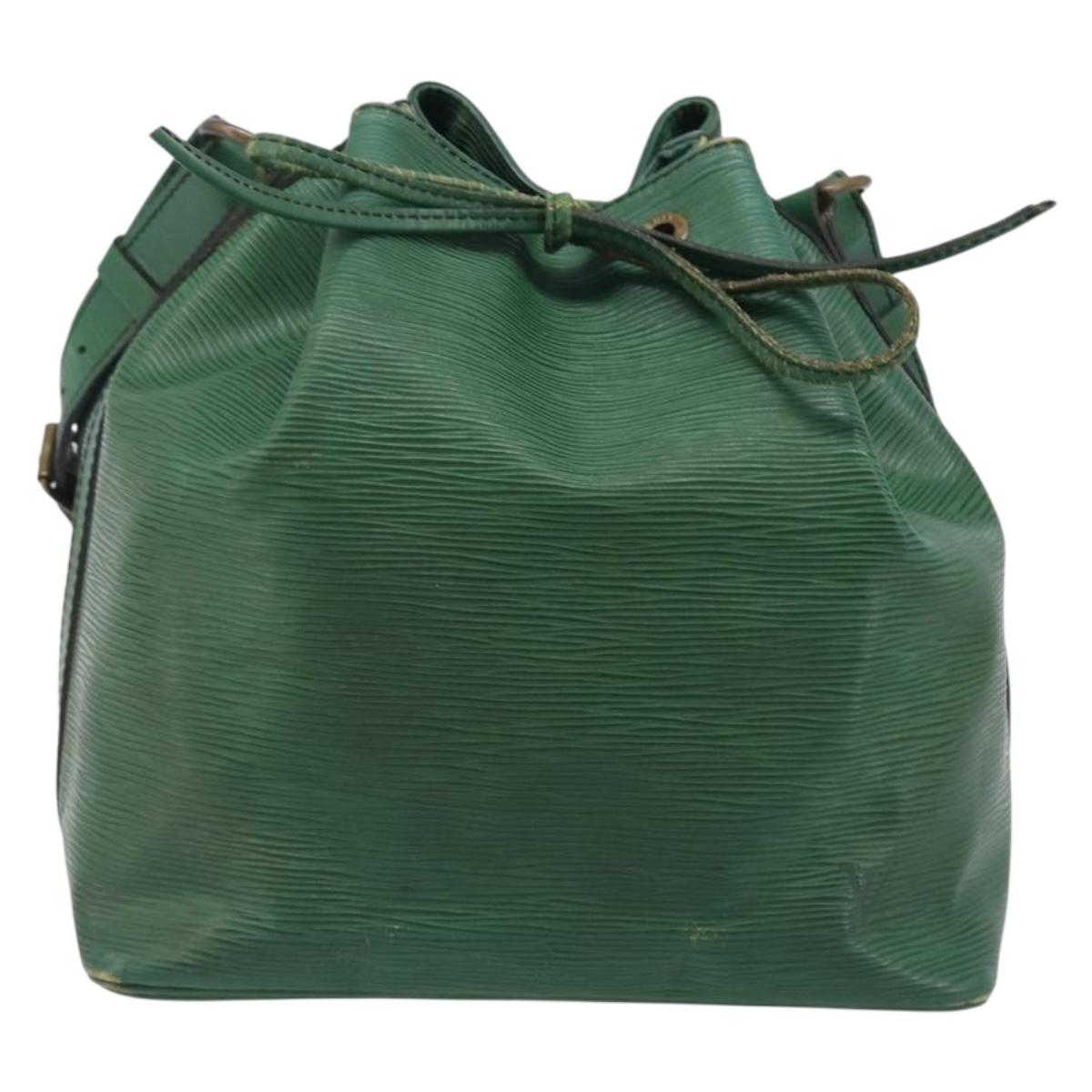 LOUIS VUITTON Epi Petit Noe Shoulder Bag Green M44104 LV Auth 205877